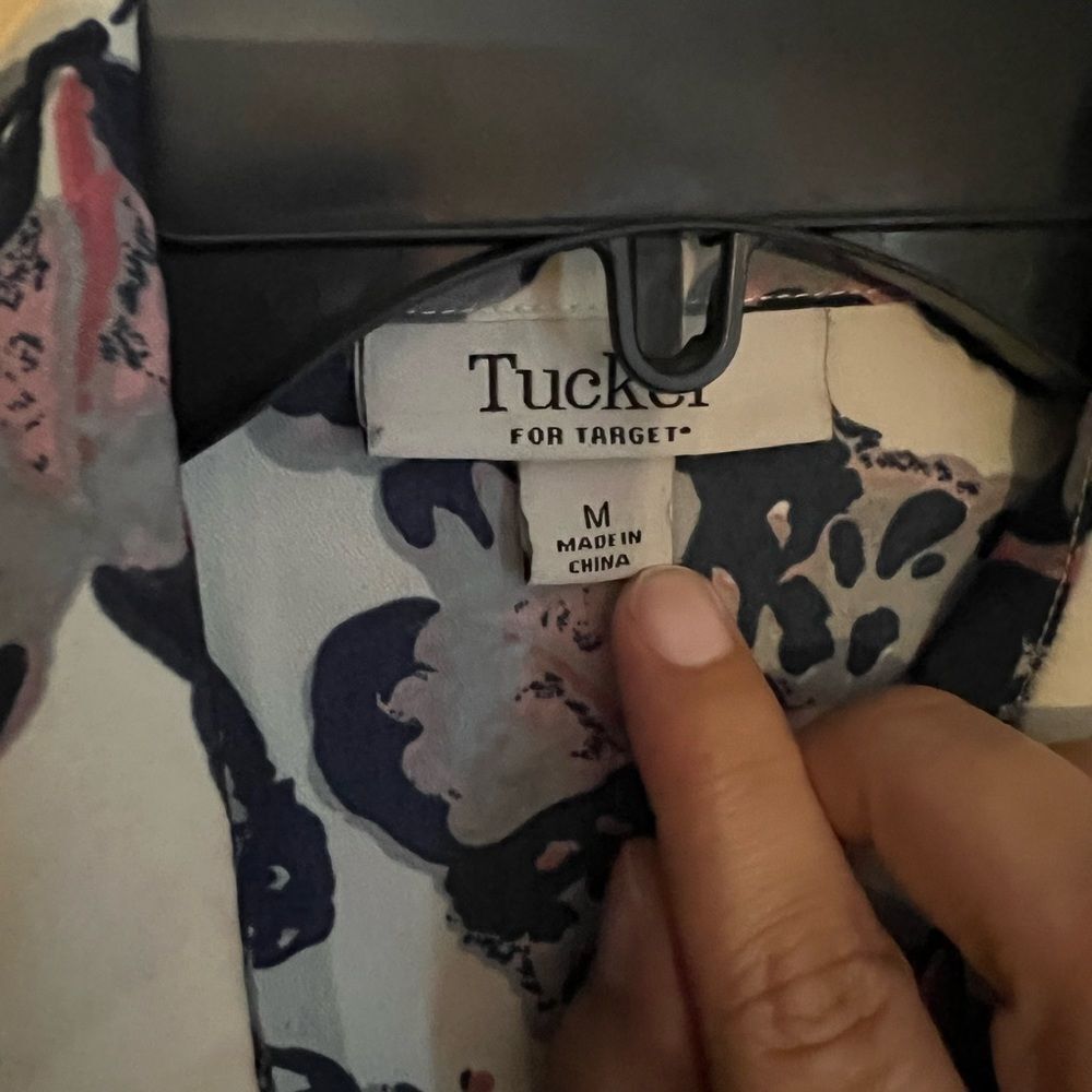 Tucker For Target Medium Butterfly Button Down - image 5